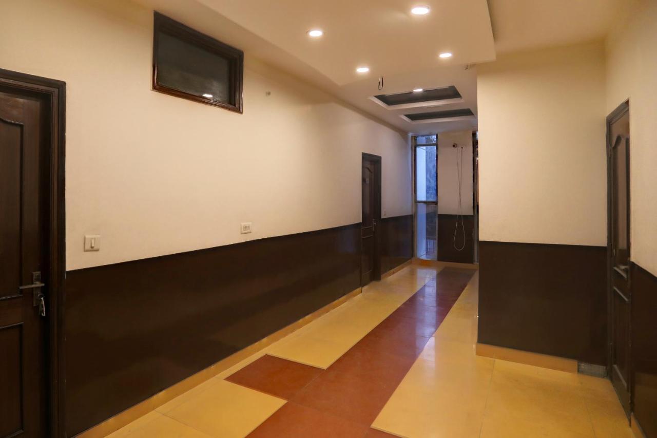 Hotel Grand Tushar - Ghaziabad Railway Station ภายนอก รูปภาพ