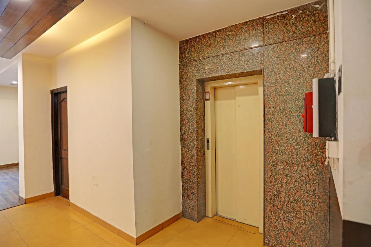 Hotel Grand Tushar - Ghaziabad Railway Station ภายนอก รูปภาพ